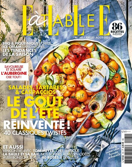ELLE a table